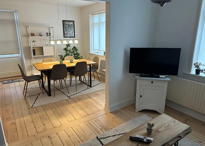 Plads Til 5 * Samsø
